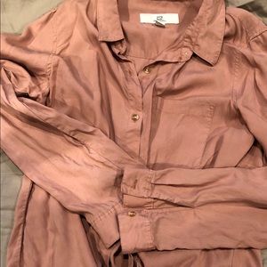 Button down shirt with front tie